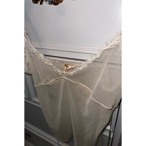 RARE Y2K True Vintage, Abercrombie & Fitch cream, sheer, lace camisole, Sz M - Picture 14 of 16